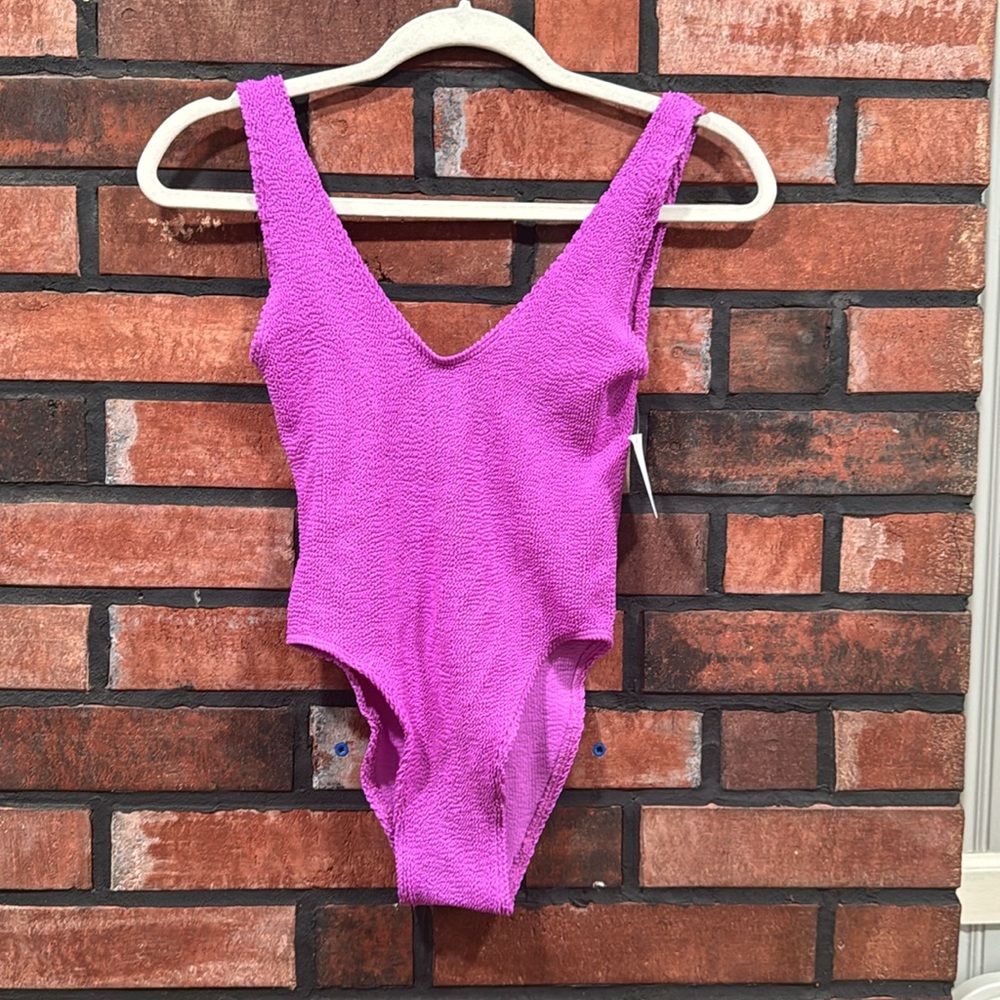 bond-eye Lilac One-Piece Swimsuit